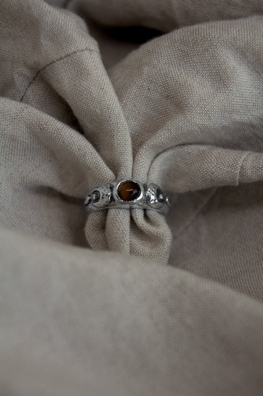 The Tripple Moon Ring